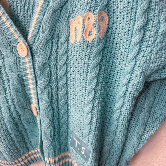 1989 Taylor Swift Cardigan XS/Small New - Picture 4 of 4